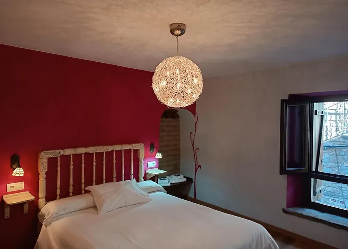 Albergue Mora de Nuei Aínsa